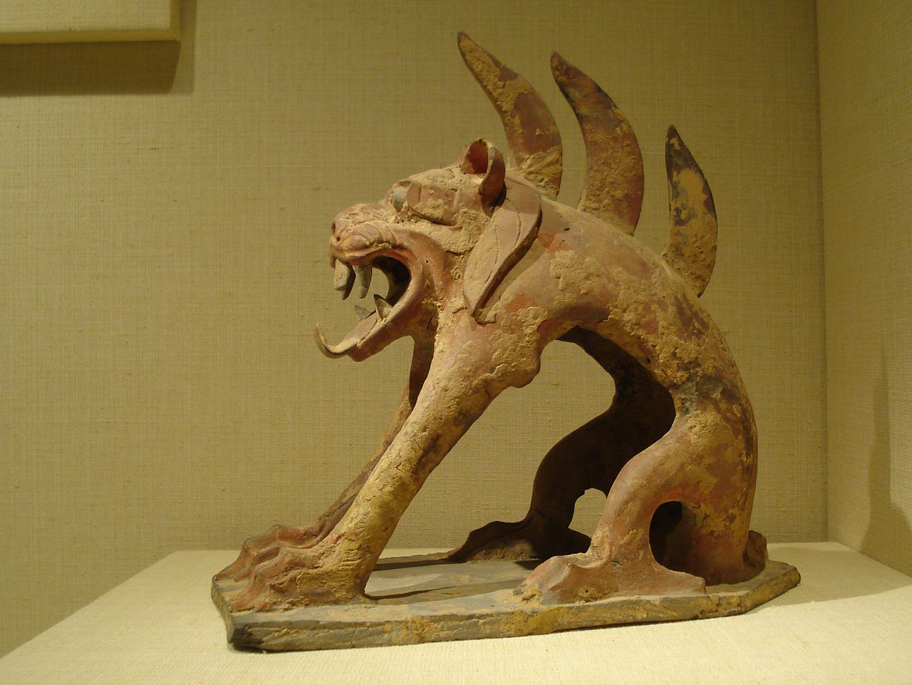 сяньби -кит1280px-Chinese_tomb_guardian.jpg