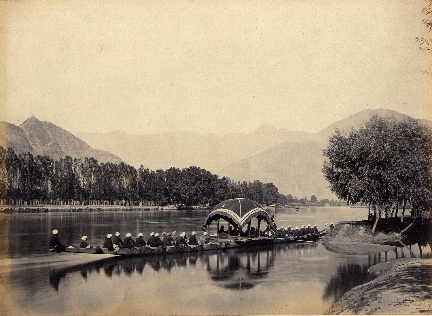 Индия 1860-70-е фото Самуэля Борна, Британия96.jpg