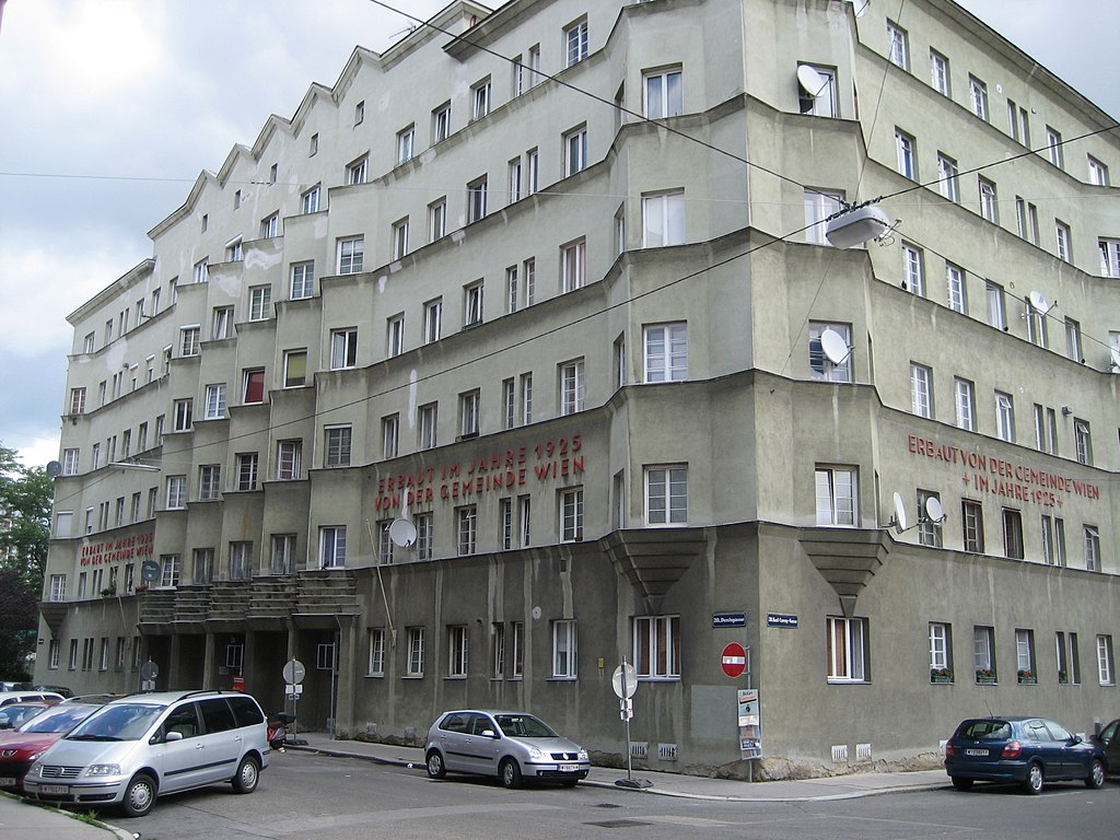 австр 26.jpg