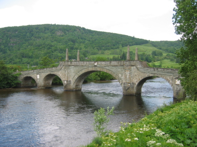 адам2003-06-06_-_Aberfeldy_01.jpg