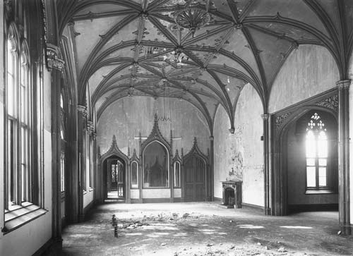 альтон drawing room 1951.jpg