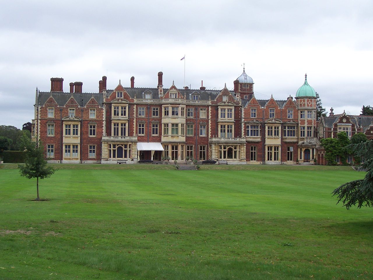 ангSandringham_-_panoramio.jpg