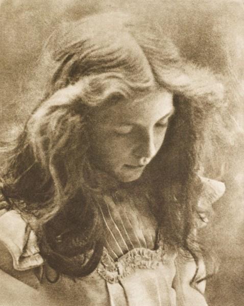 аура хертвигlotte-1900.jpg!Large.jpg
