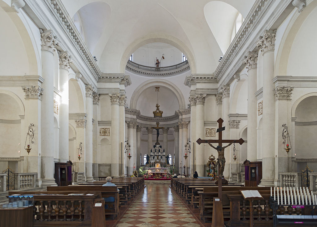 венецChiesa_del_Redentore_(Venice)_Interior.jpg