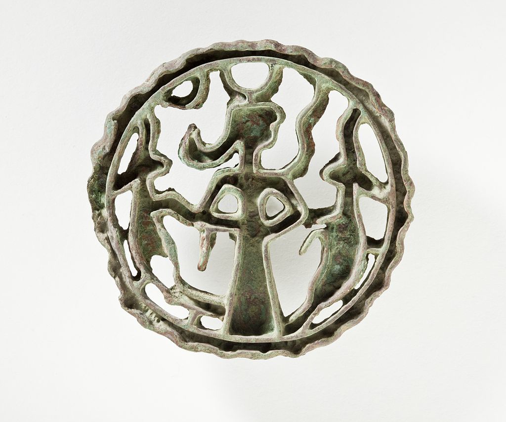 маргCompartmented_Seal_with_Woman_and_Two_Animals_LACMA_AC1995.5.2.jpg
