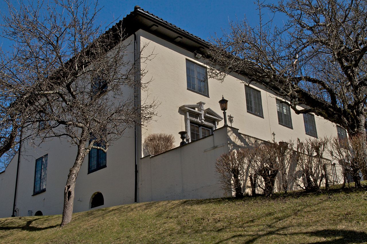 нор1280px-Bygdøy_allé_77_-_2010-04-11_at_11-41-49.jpg