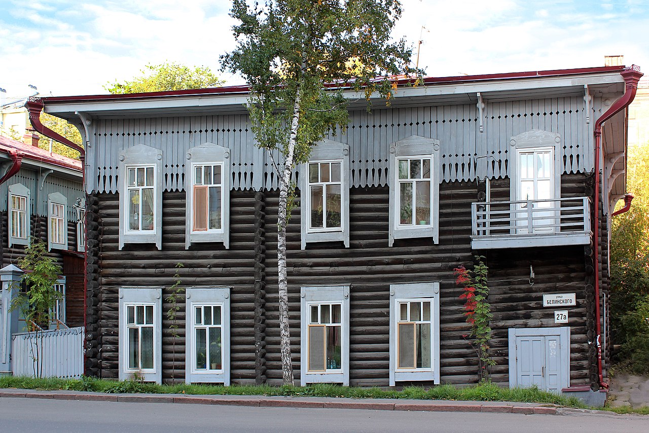 оржешко 1280px-Ул._Белинского_27а.jpg