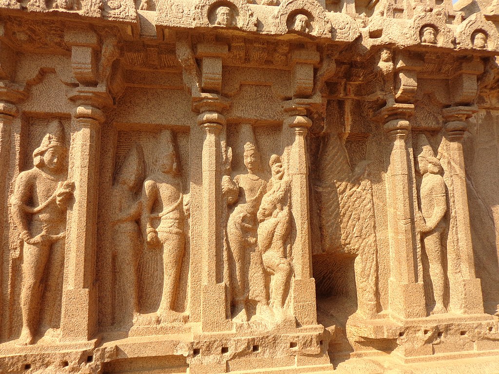 палава Mamapllapuram_rathas_sculptures_02.jpg