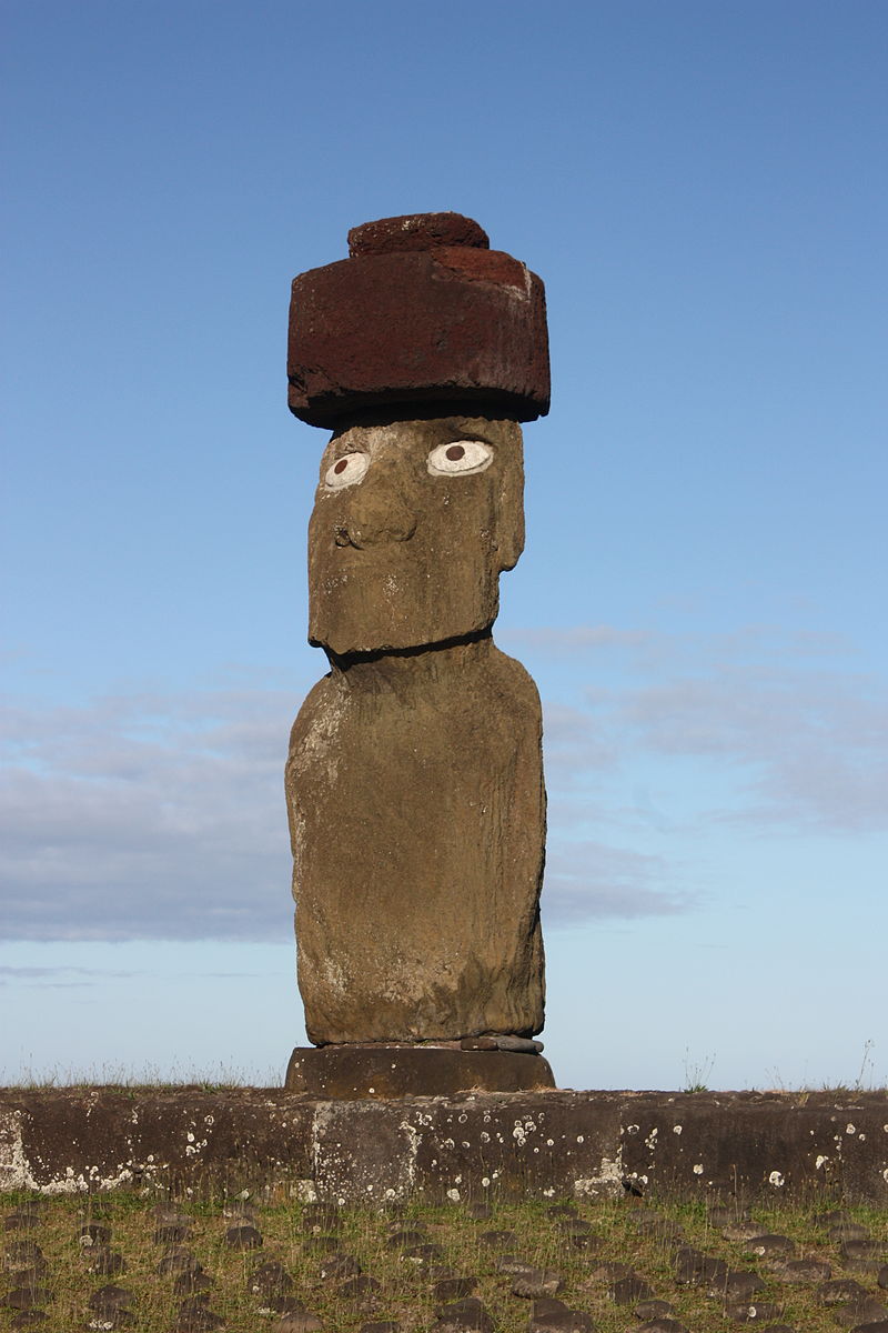пасхи Easter_Island,_Ahu_Ko_Te_Riku_(6750450381).jpg