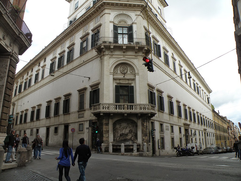 рим1024px-Rione_XVIII_Castro_Pretorio,_Roma,_Italy_-_panoramio_(26).jpg