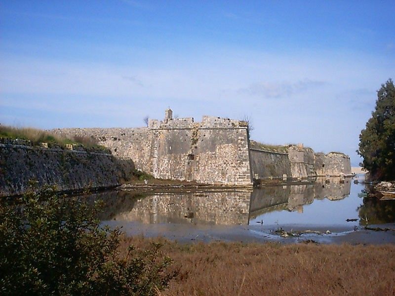 санта маура agia-mavra-castle-lefkada-p01.jpg