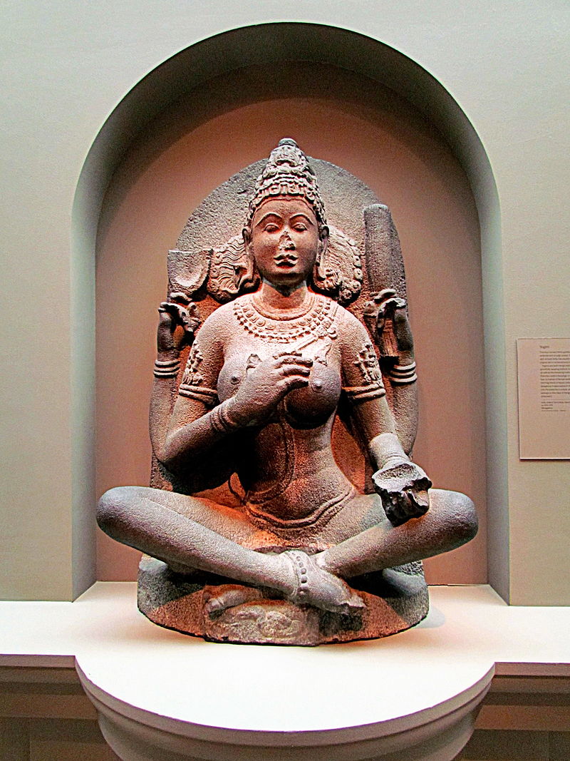 тамил 10th_century_Indian_Yogini_statue_from_the_Sackler_Gallery_Washington_DC.jpg