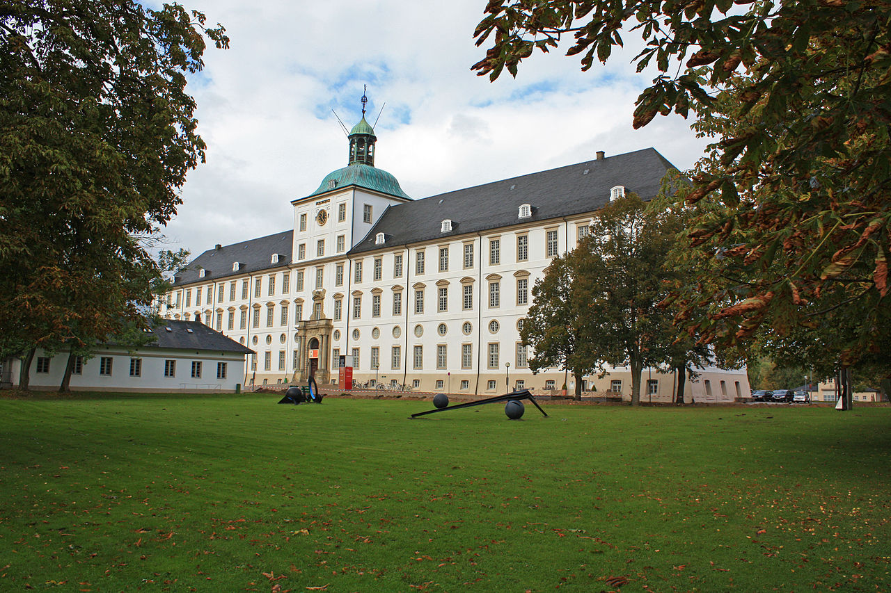тессин ст1280px-Schloss_Gottorf.jpg