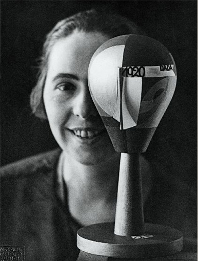 тойбер-арпself-portrait-with-dada-kopf-dada-head-1920.jpg