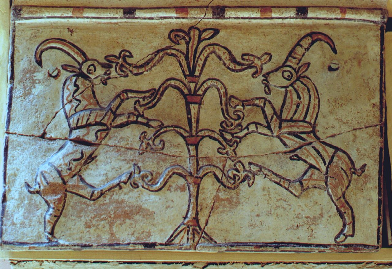 фригия Goats_near_the_tree_of_life,_tile,_Pazatli,_6th_century_BC,_MACA,_3089.jpg