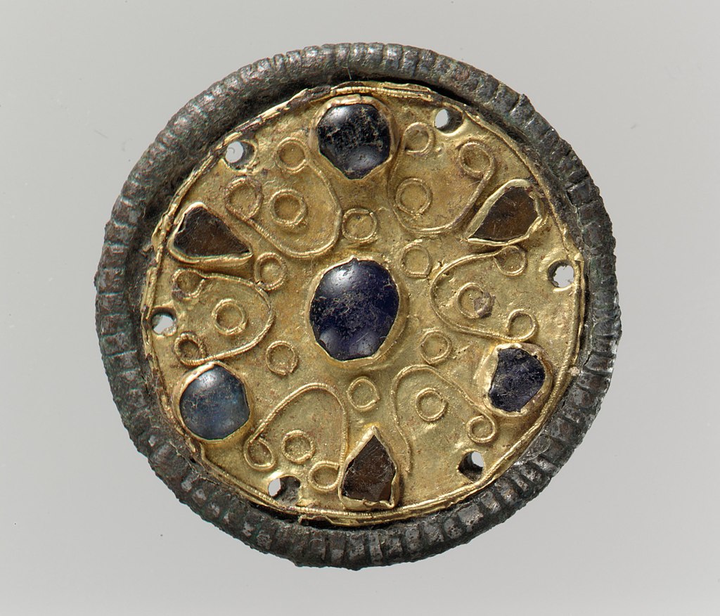 фр1024px-Disk_Brooch_MET_DP30204.jpg