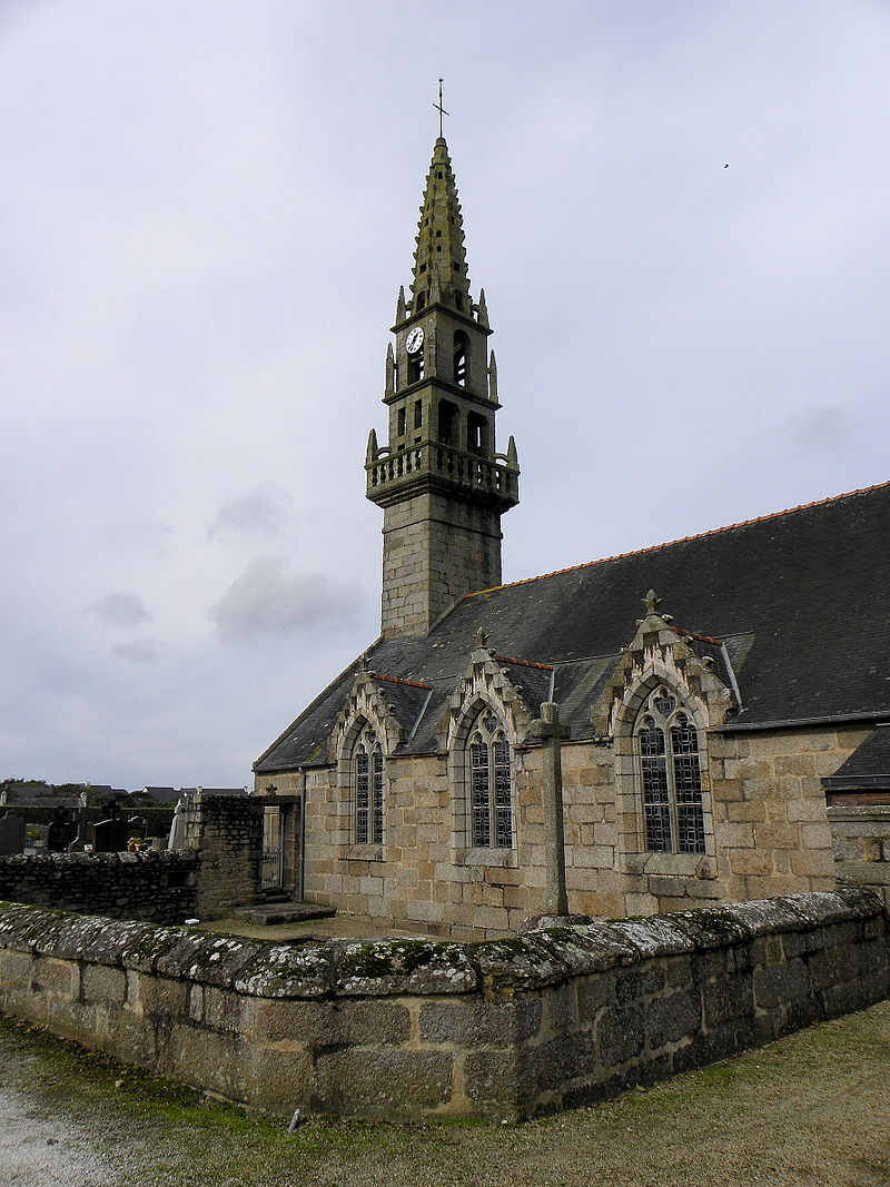 фрLanrivoaré_(29)_Église_02.JPG
