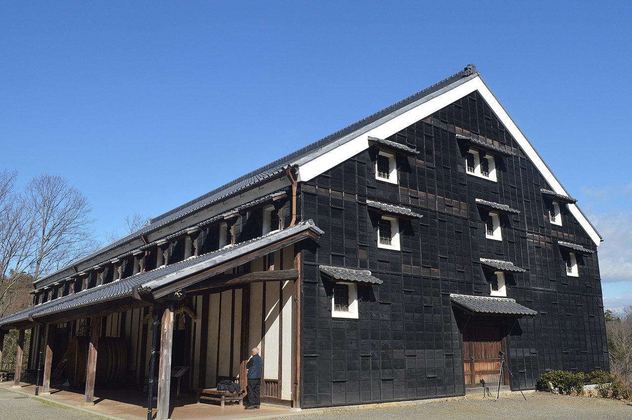 цех сакэ1280px-Meijimura_Kikunoyo_Brewery_ac_(1).jpg