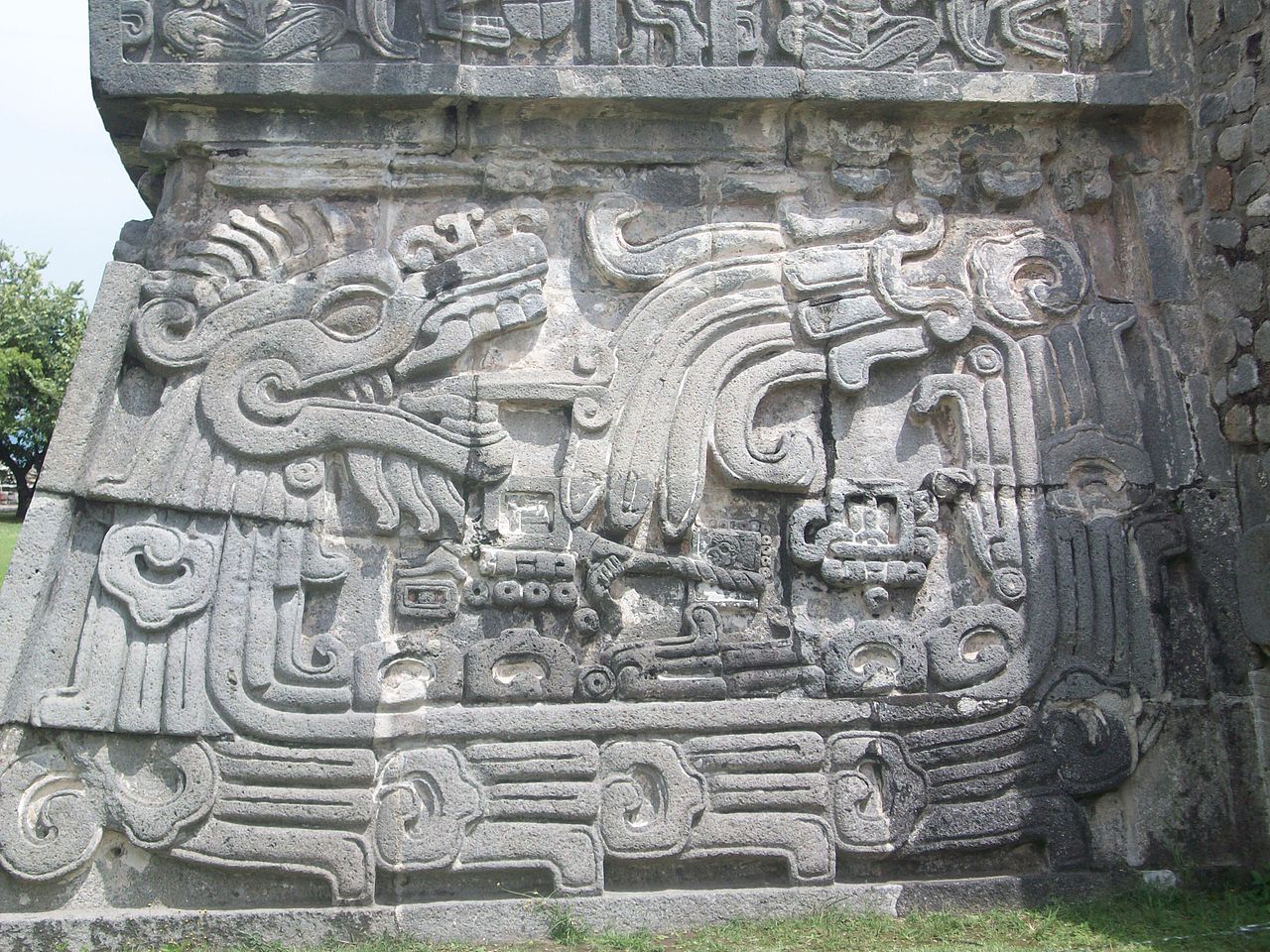 шочикалько1280px-Xochicalco_39.jpg