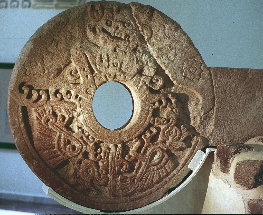 шочикалькоXochicalco_BallSpRing.jpg