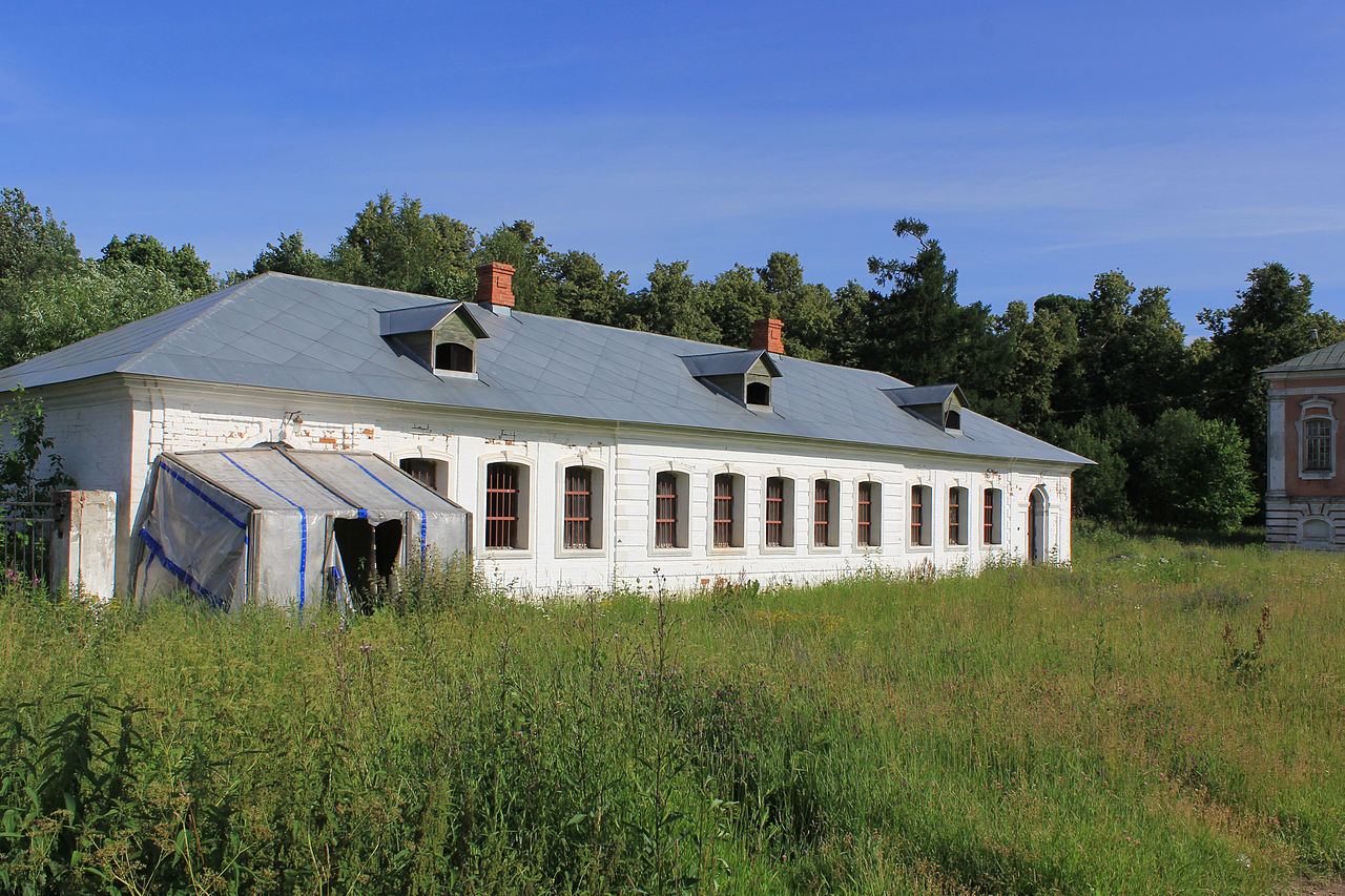 ясенево Yasenevo_palace_03.jpg