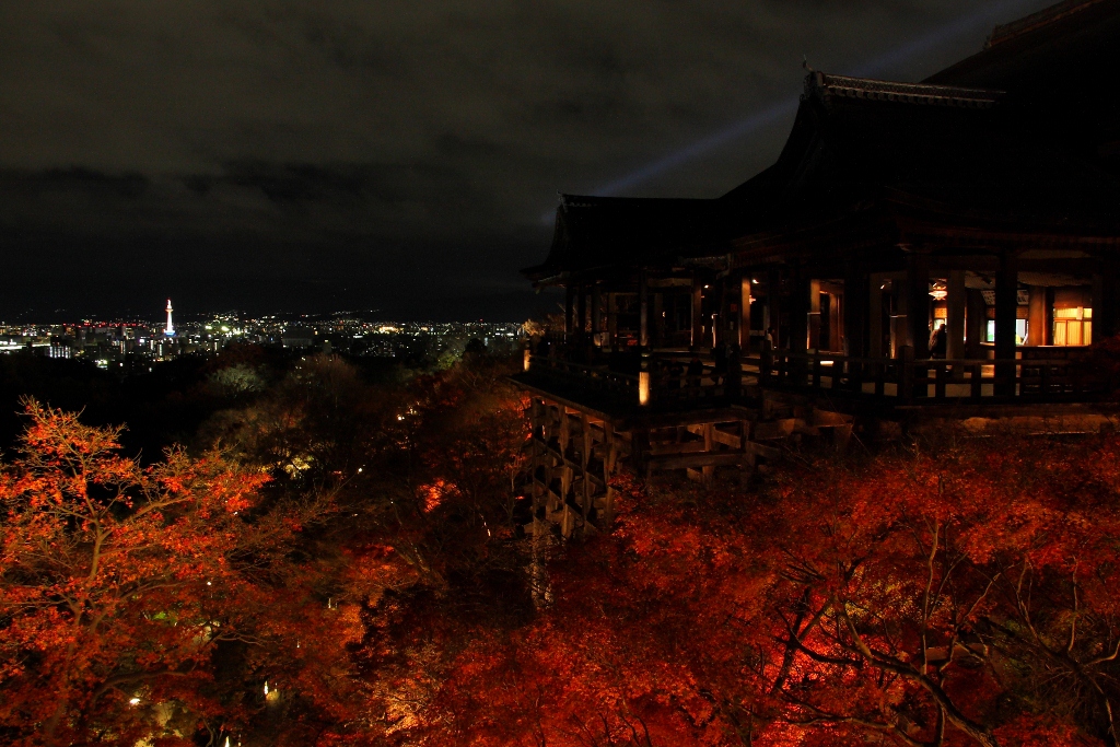 清水寺～舞台_ライトアップ_-_panoramio.jpg