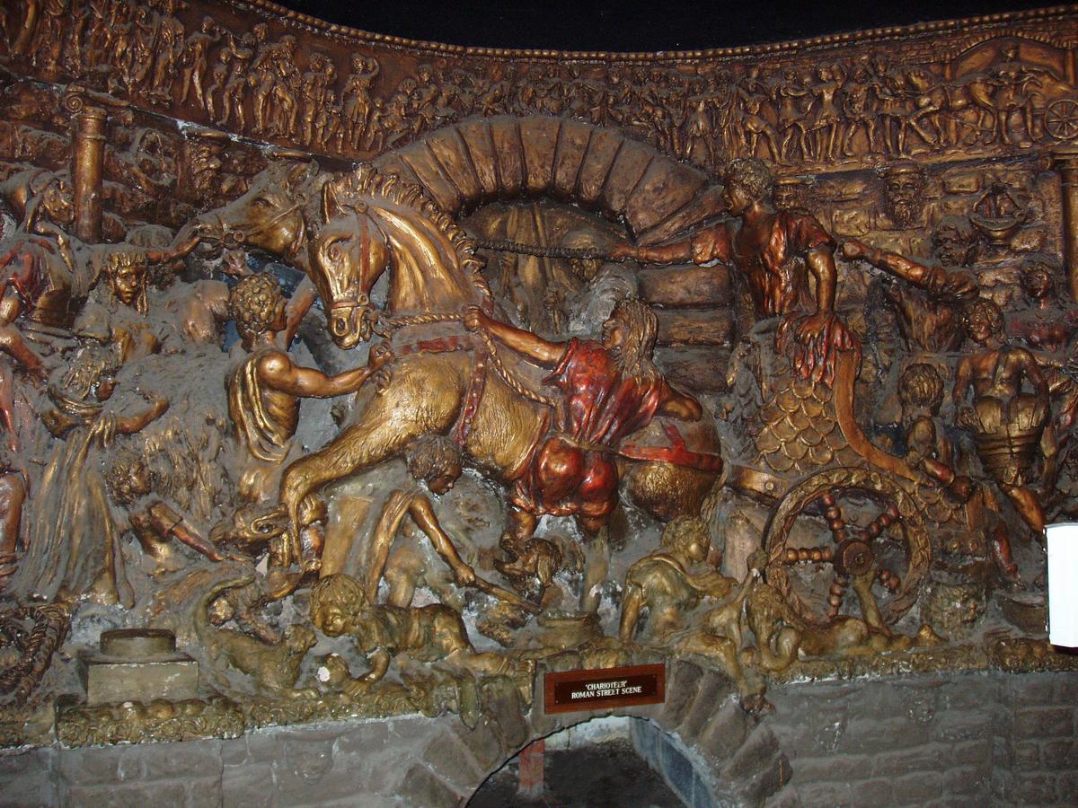011SFEC-CARDIFF_CASTLE_SILURES_V_ROMANS.JPG
