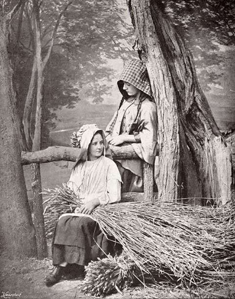 0_photographs_in_exhibitions_robinson_-_somebody_coming.jpg