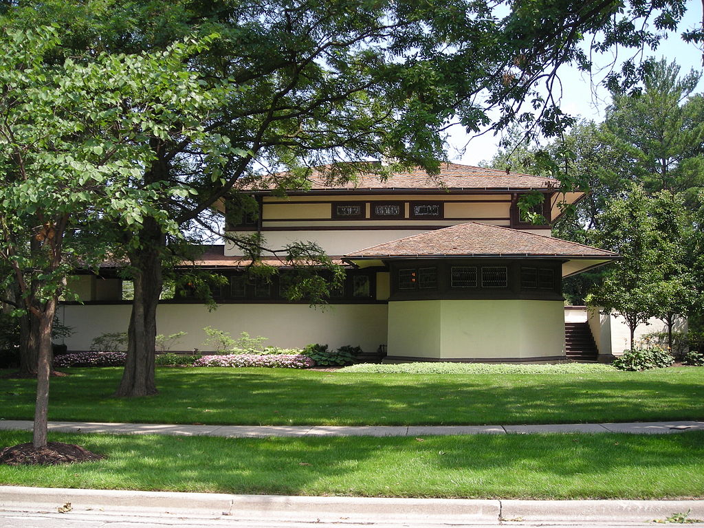 1  1024px-Frank_B._Henderson_House_(Elmhurst,_Illinois)_08.jpg