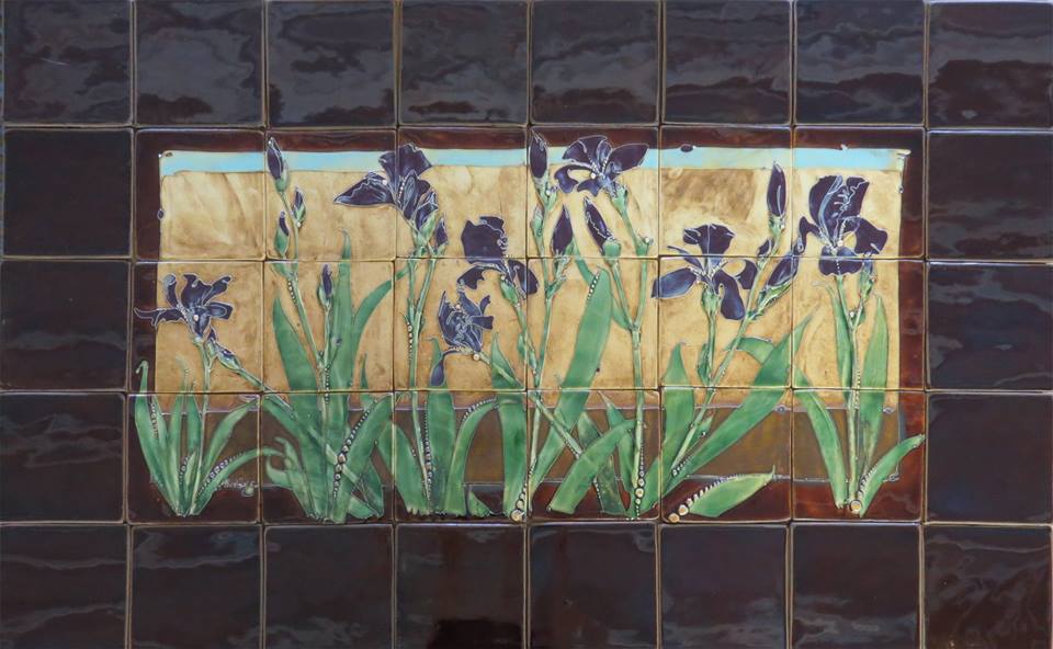 1-Iris-Mural-with-Rootbeer-Border.jpg