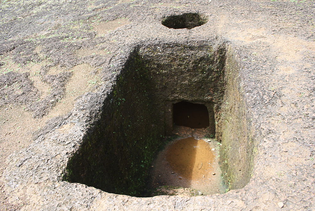 1.Kudakkallu Parambu (3).jpg