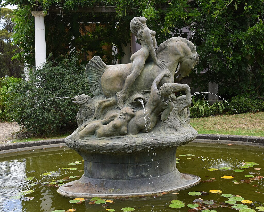 (1)Norman_Lindsay_Gallery_112.jpg