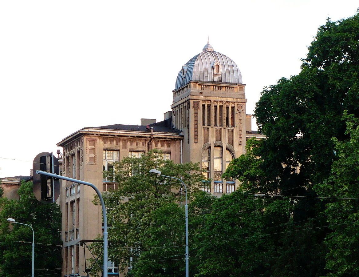 10г Łódź,_ul._Narutowicza,_Katedra_Chemii_Ogólnej_i_Nieorganicznej_UŁ_(.jpg