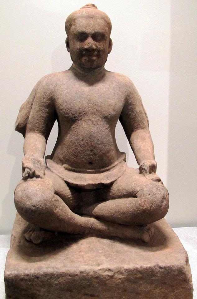 10-11Cambogia,_divinit_maschile_da_vat_nokor,_stile_dei_khleang,_975-1010_ca..JPG