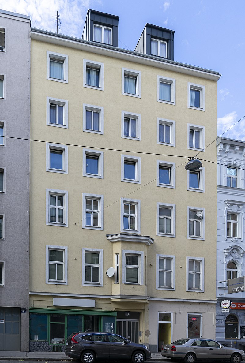 10 800px-Schönbrunner_Straße_114,_Carl_Stöger_Junior.jpg