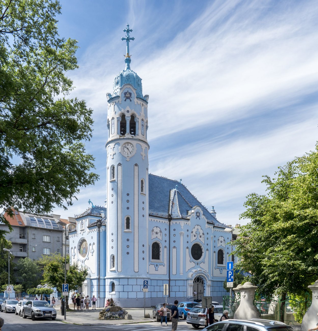 10 Blue_Church,_Bratislava_02.jpg