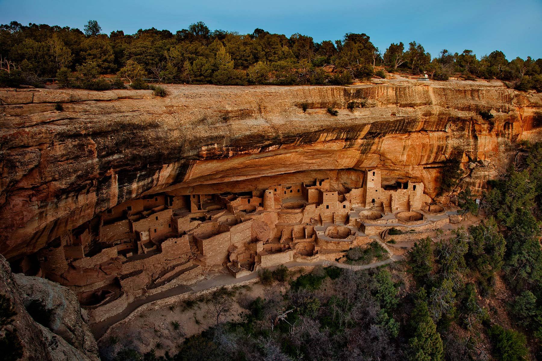 100_1mesa_verde09c.jpg