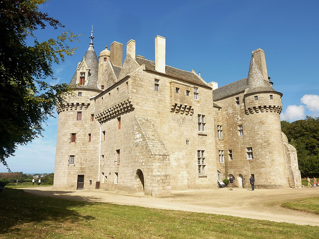 1024px-074_Château_de_Kérouzéré.jpg