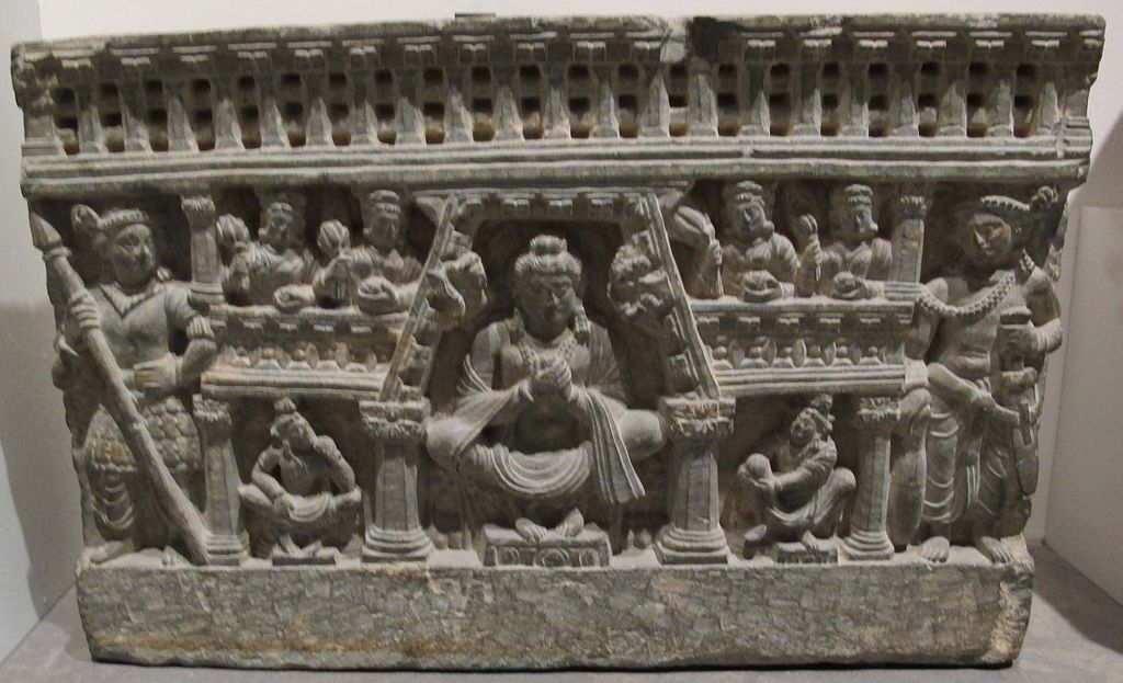 1024px-Afghanistan,_paradiso_di_maitreya,_regione_di_kapiмa,_monastero_di_shotorak,_II-III_sec..JPG