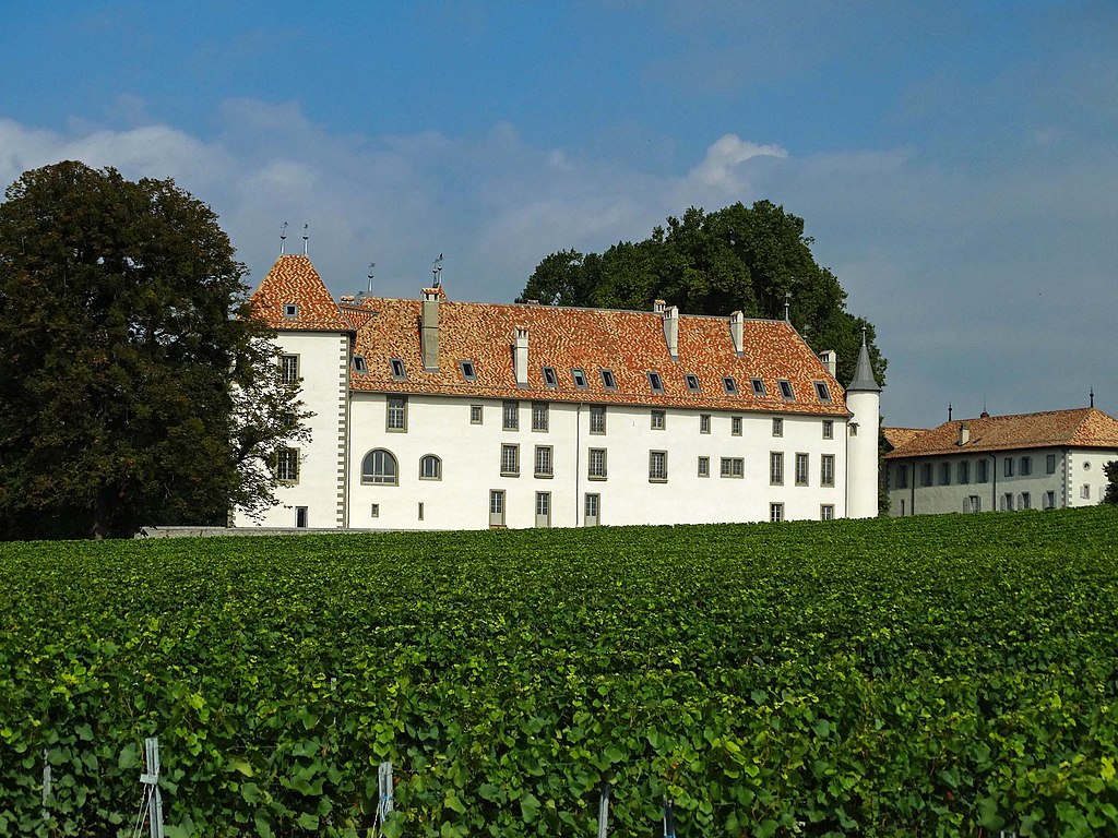 1024px-Allaman,_château_d'Allaman,_14-03-2013_05.jpg