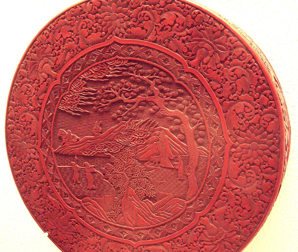 1024px-B-ChinesischeLackdose.JPG