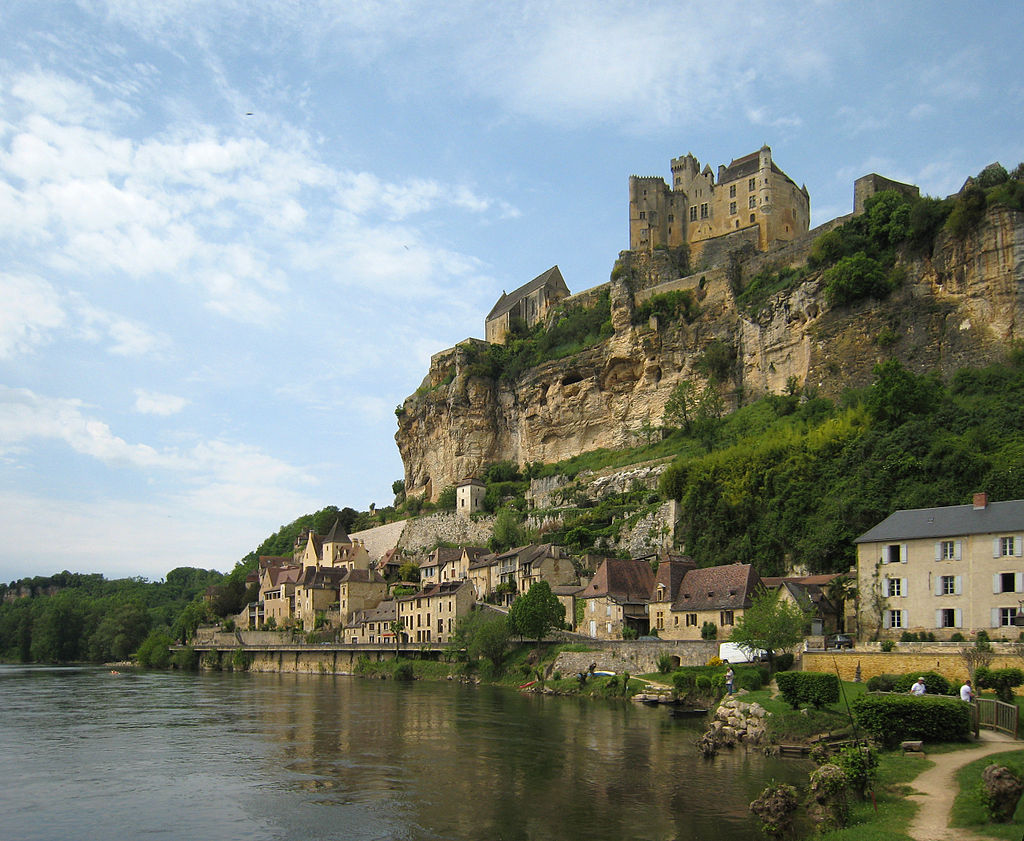 1024px-Beynac01.jpg