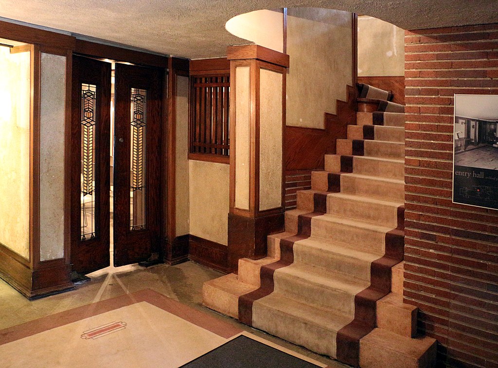 1024px-Chicago,_robie_house_di_frank_lloyd_wright,_1908-1910,_ingresso_02_scale.jpg
