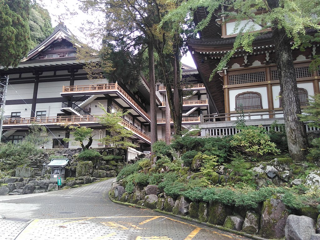 1024px-Eiheiji_IMG_20161017_111939.jpg