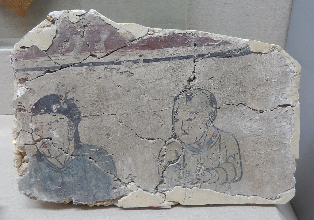 1024px-Fragment_of_a_tomb_mural_showing_a_Khitan_man_and_a_Khitan_boy.jpg