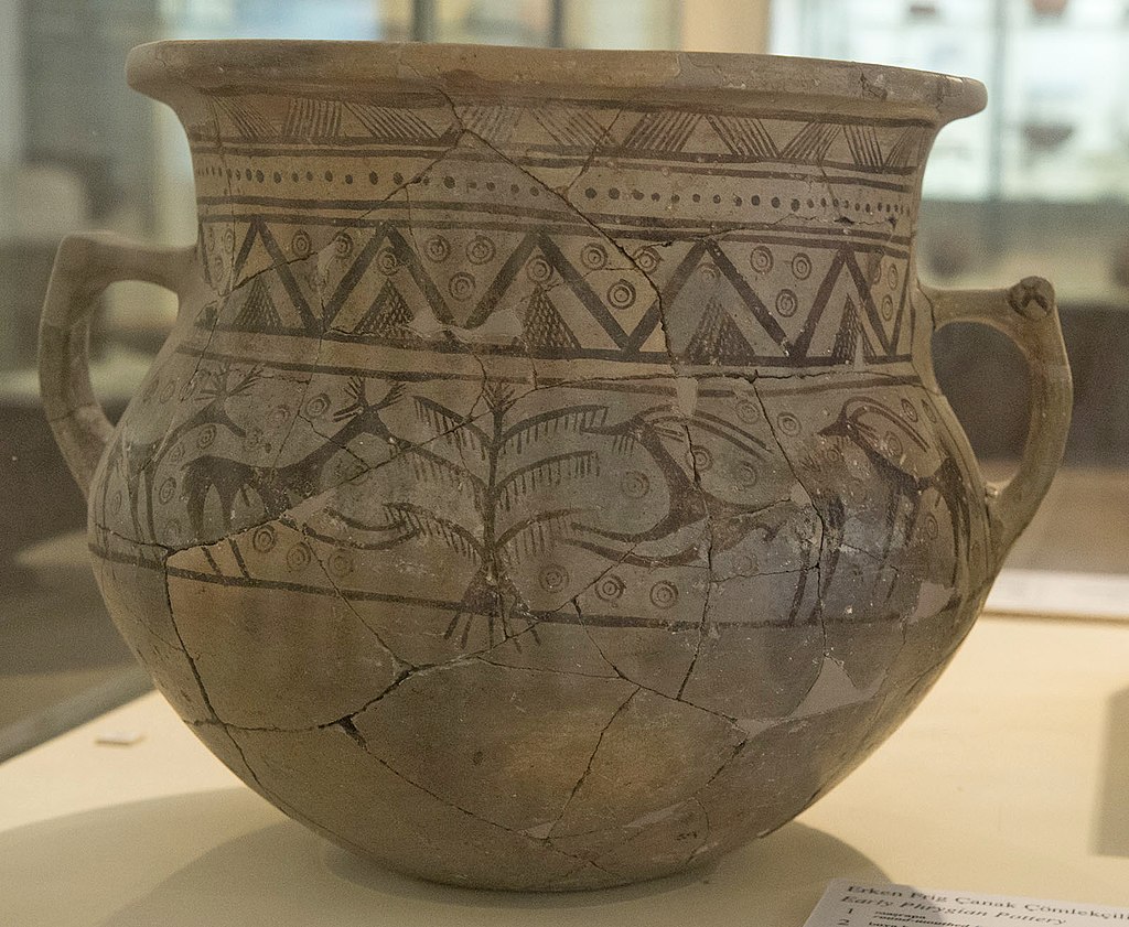 1024px-Gordion_Museum_Phrygian_terracotta_0804.jpg