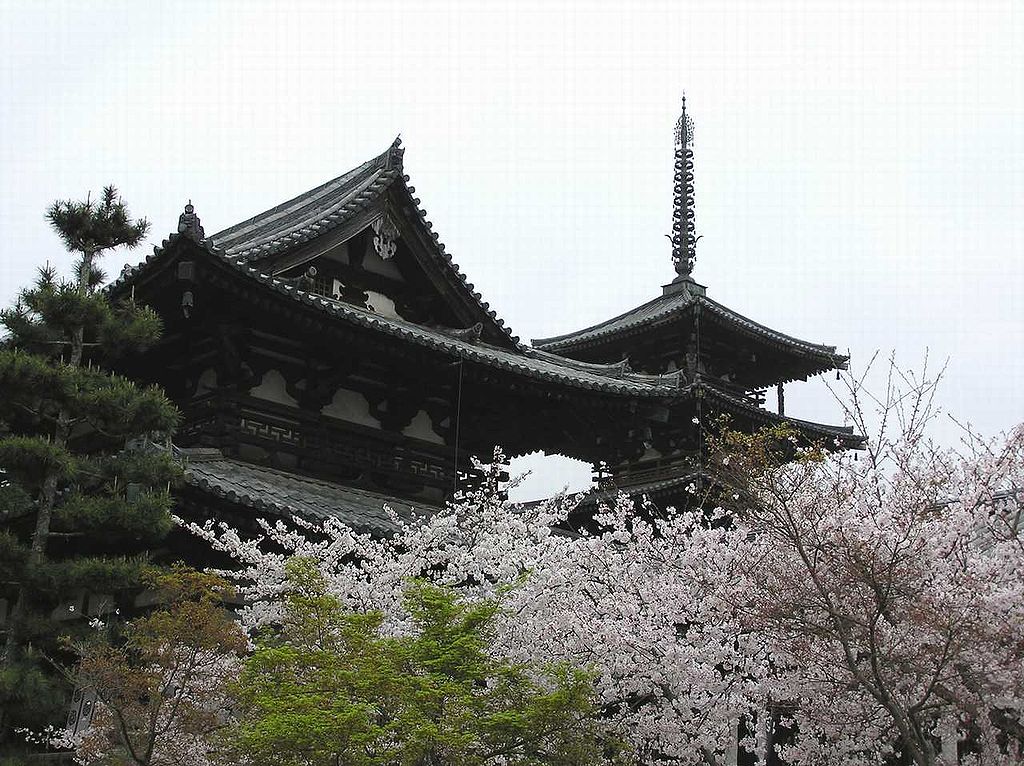 1024px-Horyuji_Nara_Cherry.jpg