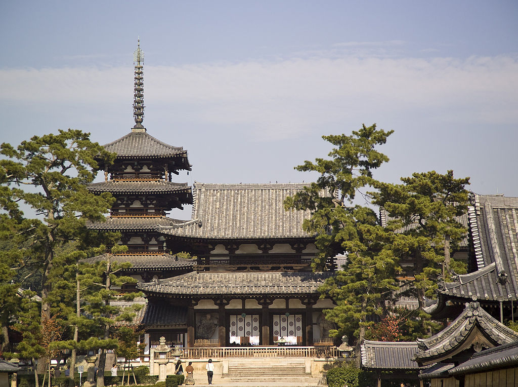 1024px-HoryujiGrounds0311Print.jpg