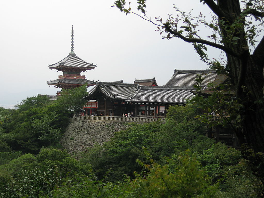 1024px-Jrballe_Kiyomizu-dera_01.JPG