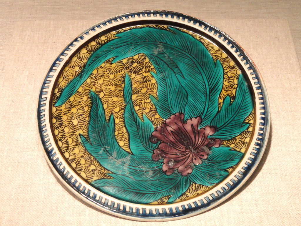 1024px-Kutani-Ware_Plate,_late_17th_century,_Japan,_porcelain_with_enamel_.JPG